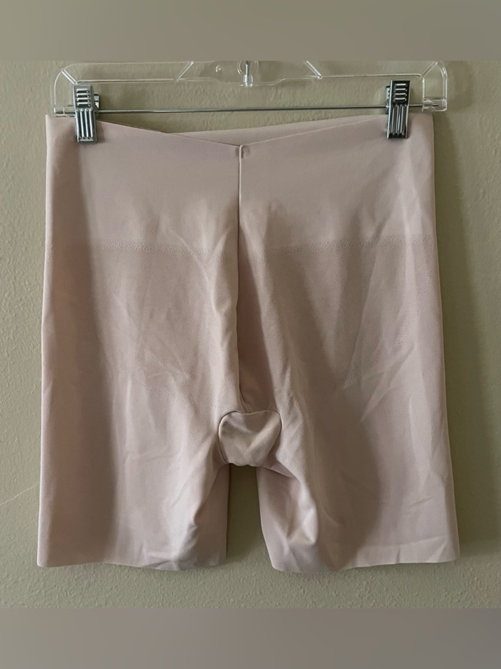 Shaping Shorts - Picture 2 of 3